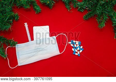 Coronavirus, Ncov-19 And The New Year. Holiday In Self-isolation, Hospital. Christmas Decorations An