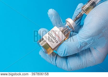 Izmir, Turkey - August 11 2020: Coronavirus Vaccine Concept And Background. New Vaccine Moderna Isol