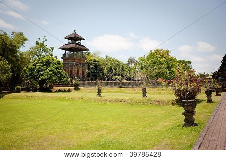 วัดทามานเอยุน (Mengwi)