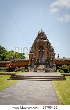 วัดทามานเอยุน (Mengwi)
