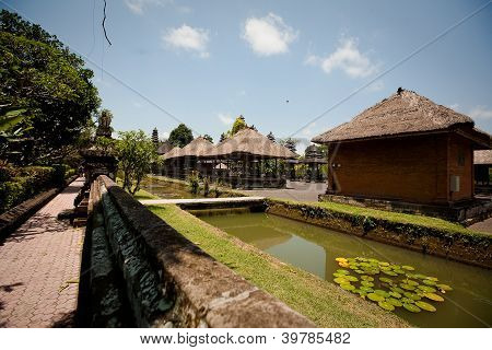 วัดทามานเอยุน (Mengwi)