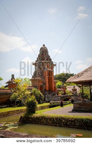วัดทามานเอยุน (Mengwi)