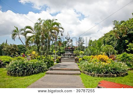 สวนสวยในศูนย์เดน บาหลี อินโดนีเซีย