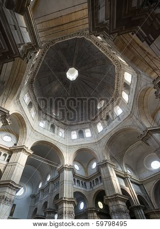 Pavia, Cathedral Interior