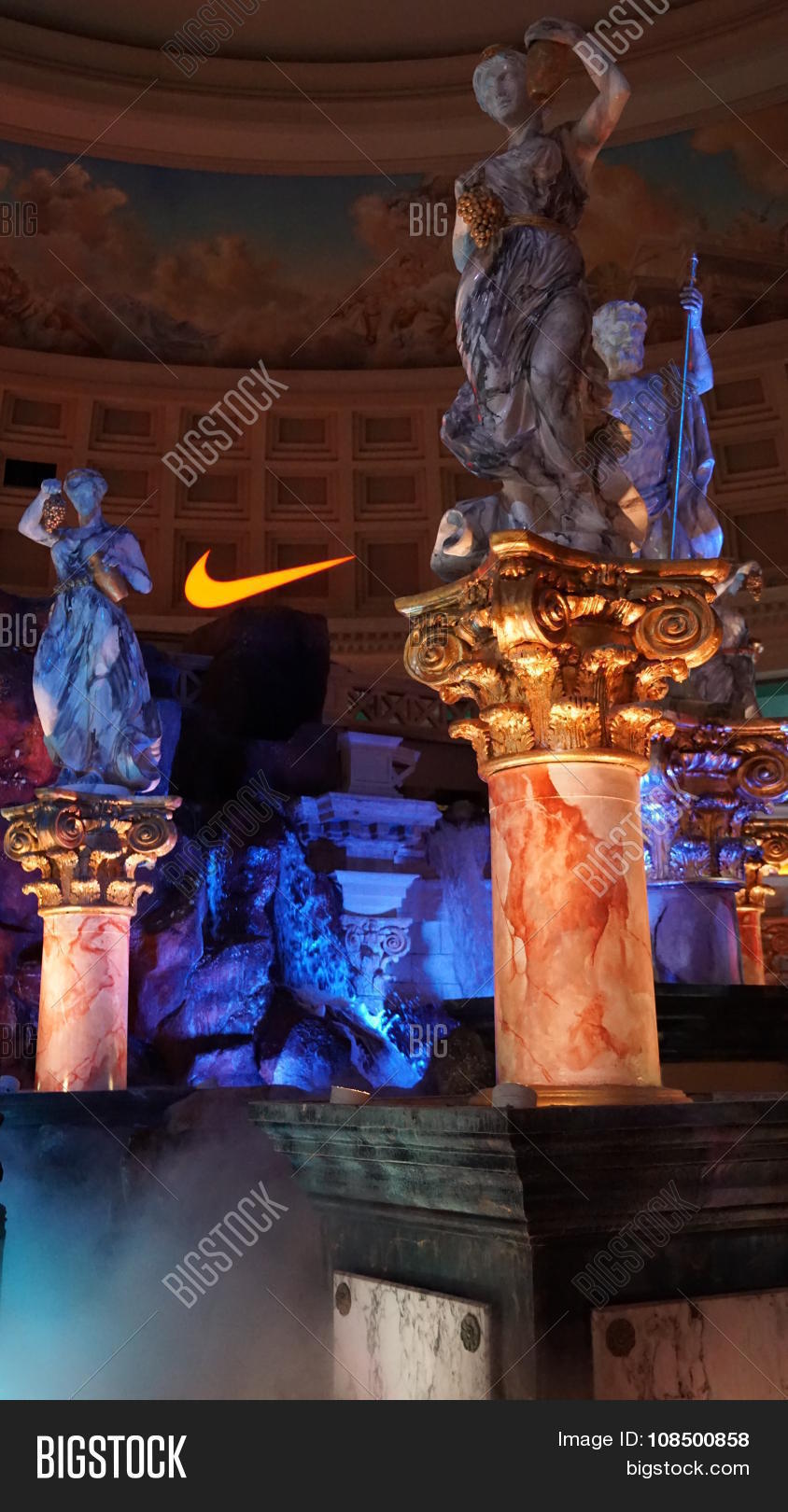 Fall Atlantis Show Image & Photo (Free Trial) Bigstock