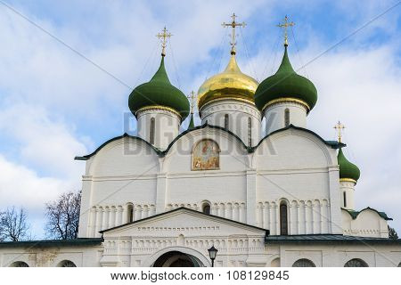 Transfiguration Cathedral in St. Euthymius monastery at Suzdal was built the 16th century. Golden Ri