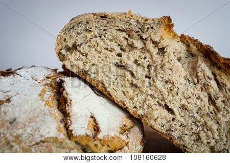 Half of bread based on the second bread