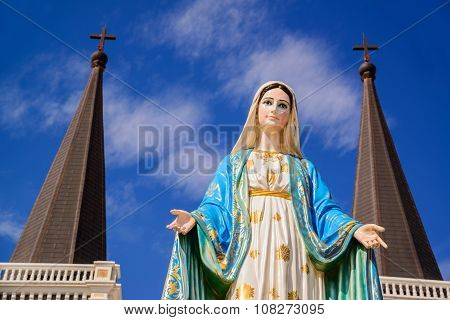 CHANTABURI THAILAND - 29 july 2015 : Old catholic church of Maephra Patisonti Niramon located in Cha