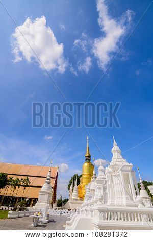 Wat Suan Dok (monastery) in Chiang Mai Thailand