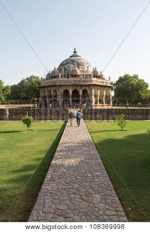 Isa Khan Tomb Enclosure, Delhi, India