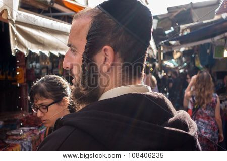 Jew Doing Shoppings At Market