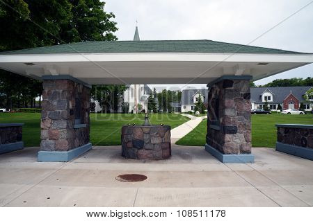 Harbor Springs Memorial Fountain