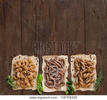 Whole Wheat  Pasta And Herbs
