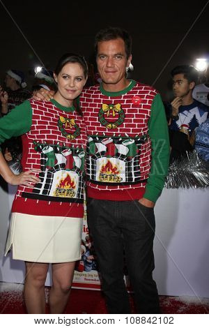 LOS ANGELES - NOV 17:  Michael Shannon, Kate Arrington at the 