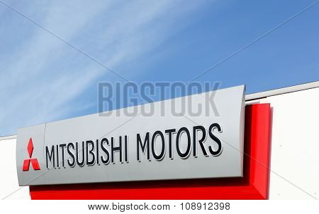Mitsubishi Motors sign