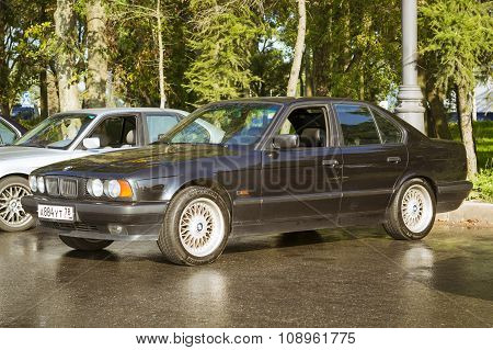 Old-car Bmw 5-series E34