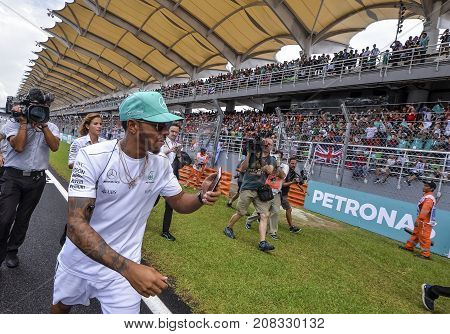 Lewis Hamilton Of Mercedes Amg Petronas F1 Team