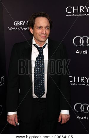 LOS ANGELES - JUN 11: Chris Kattan arriva presso la 10a Chrysalis Butterfly Ball a casa privata su 