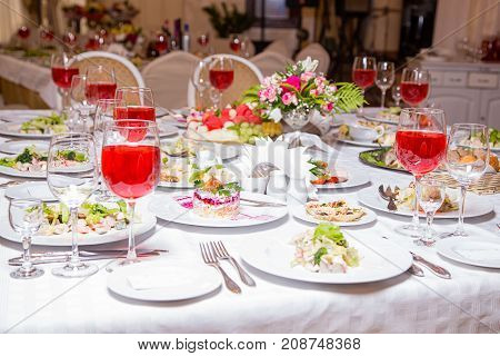 Photo of banquet - tablewear and meal, interior photo