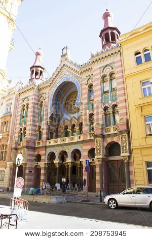 Czechia People And Foreigner Travelers Visit Jubilee Synagogue Or Jerusalem Synagoga Colorful Buildi