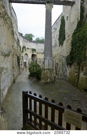 샤 또 Breze 굴의 바닥