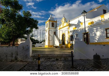 Alvor is a lovely and small coastal town in the southern Portugal, in Algarve region and a a famous tourist resort