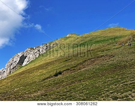 Bockmattlistock Mountain Above The Valley Wagital Or Waegital And Alpine Lake Wagitalersee (waegital