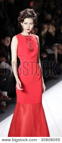 Zang Toi