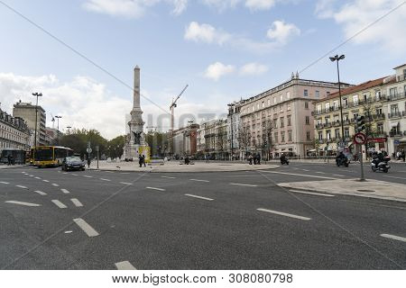 Lisbon, Portugal. April 2018. A View Of Monument To The Restorers On Restauradores Square
