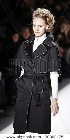 Zang Toi