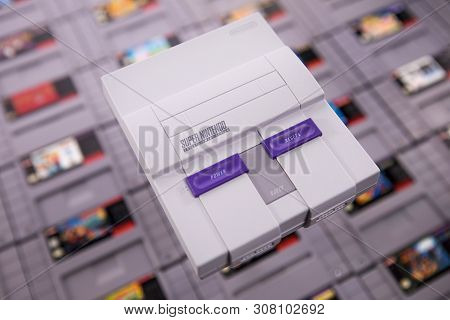 Taipei, Taiwan - June 19, 2019: A Close-up Shot Of A Nintendo Snes Classic System Floating Over A Pi