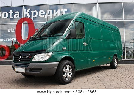 Kiev. Ukraine. 25 May 2010. Mercedes-benz Sprinter 316 Cdi. To Advertise Transportation
