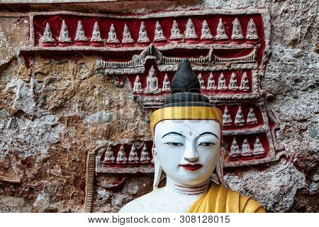 Buddha Statues Inside Of Kaw Ka Thaung Cave, Located Close To Hpa-an, Myanmar