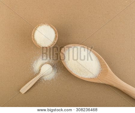 Dry Gelatine Powder And Granules Used As A Gelling Agent