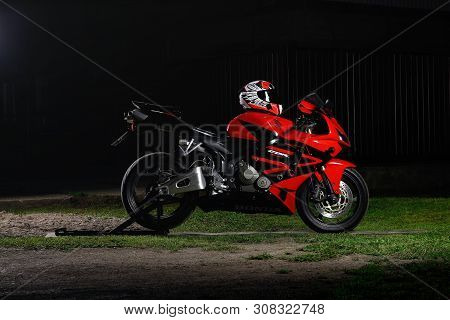 Krasnoyarsk, Russia - May 27, 2019: Red And Black Sportbike Honda Cbr 600 Rr 2005 Pc37 On The Track 
