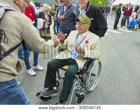 Sainte Mere, Normandy, France - June 06, 2019. D Day 75 Birthday Of French Liberation By Allied Coun
