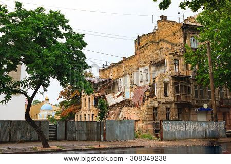 Partially Collapsed Destroyed Ruined Old Building, Aftereffect Of An Earthquake Or Gas Explosion