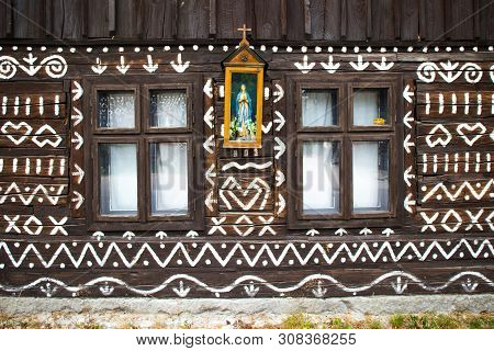 Cicmany, Slovakia - August 02, 2015: Old Wooden Houses In Slovakia Village Cicmany, Traditional Pain