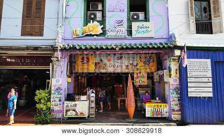 Melaka, Malaysia - 25 Jun, 2019: Street View Of Jonker Street In Melaka Malaysia. Melaka Has A Histo