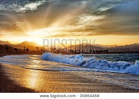 Tramonto e mare