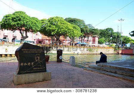 Melaka, Malaysia - 25 Jun, 2019: The Old Building Along Melaka River. Melaka Has A Historical Site W