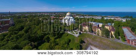 Summer Panorama Of Kronstadt Overlooking The St. Nicholas Naval Cathedral. Saint-petersburg, Russia