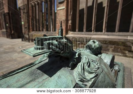 Coventry, Warwickshire, United Kingsom, June 27th 2019, Effigy And Tomb Of Huyshe Yeatman Biggs At T