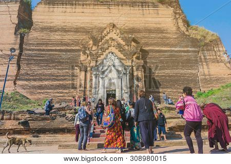 Mingun-myanmar, January 20, 2019 : Unidentified Tourists Come To Visit And Take Photographys At The