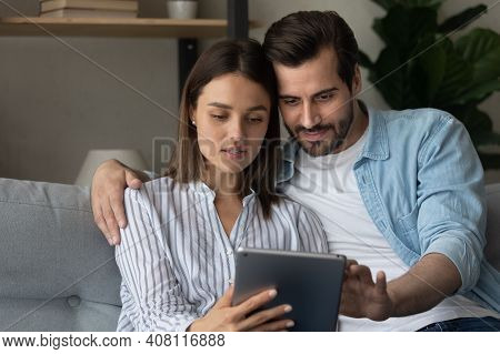 Young Spouses Hold Digital Pad Buy Goods Order Service Online