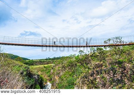 Capitólio - Mg, Brazil - December 08, 2020: Suspension Bridge Of The Belvedere Of The Canyons Seen F