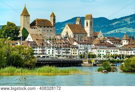 Rapperswil Castle In Rapperswil-jona At Lake Zurich In The Canton Of St. Gallen, Swizterland