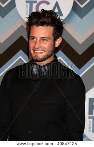Katılır PASADENA, CA - 8 Ocak: Nico Tortorella FOX TV 2013 TCA kış basın turu Langham Hunti