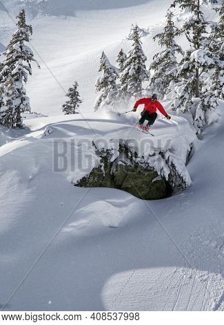 Ski tour in Godeanu Mountains, Carpathians, Romania, Europe