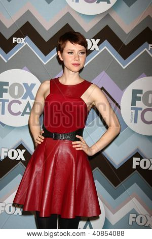 PASADENA, CA - JAN 8: Valorie Curry uczęszcza FOX TV 2013 TCA Winter Press Tour w jednej z piwnicze Langham